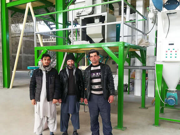 10т/ч линия по производству комбикорма для животных установлена в Афганистане